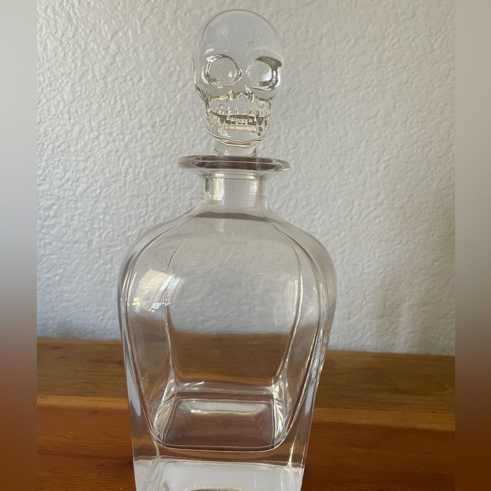 Clear Glass Skull Decanter